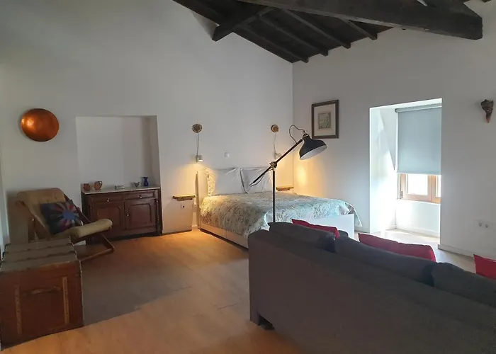 Quinta De Sobre A Fonte Charming - Traditional Winery